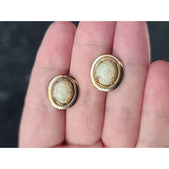 Amco 14K Gold Filled Floating Opal Screwback Earrings Vintage - Picture 1 of 10